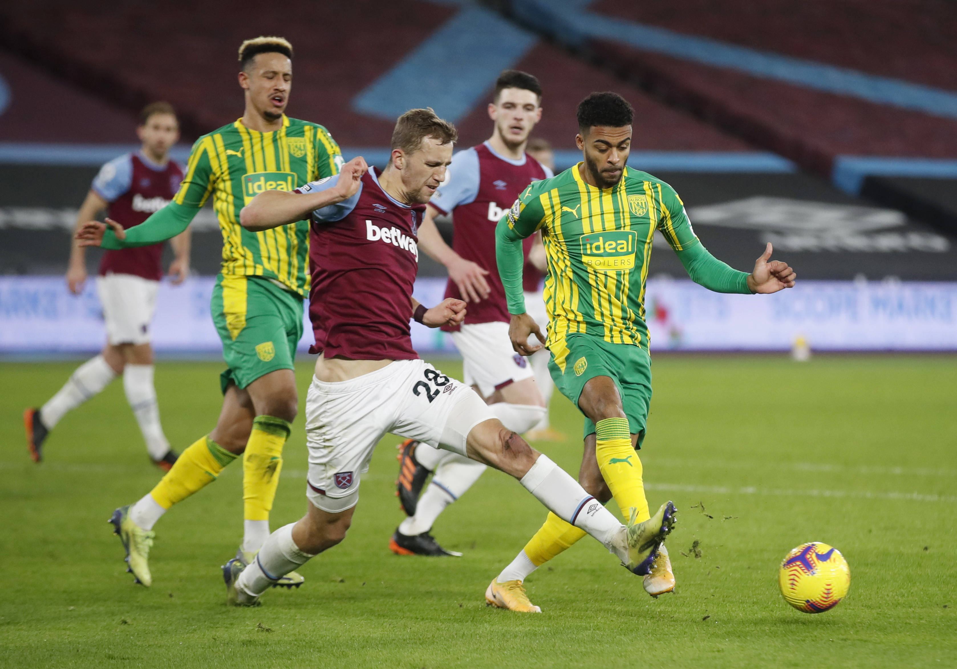 是在默契的 是在默契的